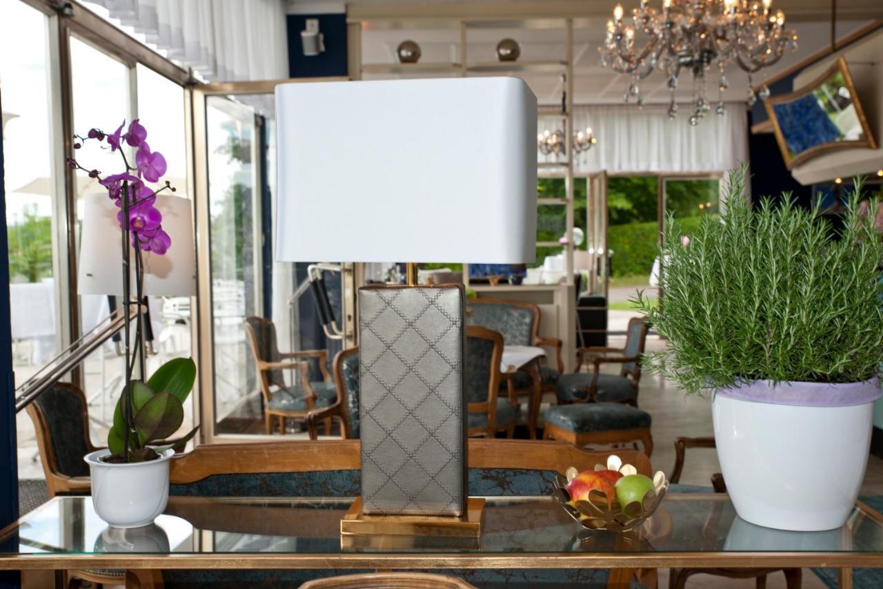 Tennis & Yacht Hotel Velden เวลเดน อัม เวิร์ทเทอร์ซี ภายนอก รูปภาพ