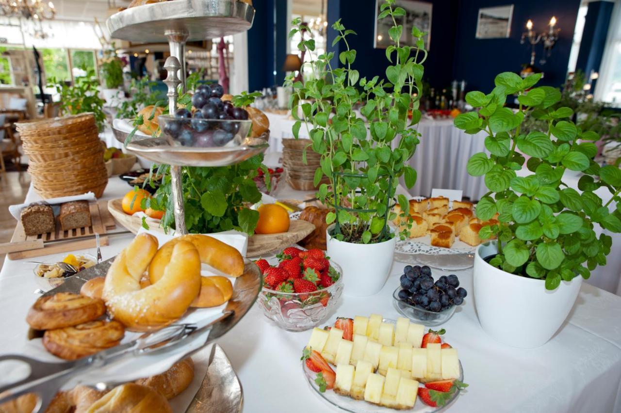 Tennis & Yacht Hotel Velden เวลเดน อัม เวิร์ทเทอร์ซี ภายนอก รูปภาพ